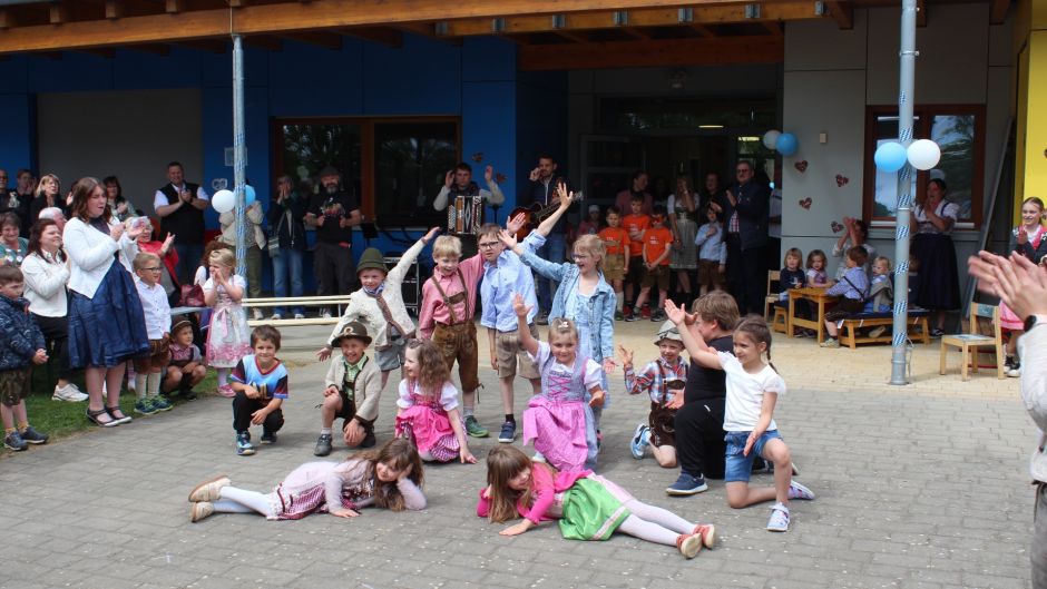 Maifest im Haus des Kindes